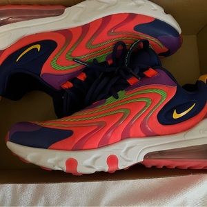 Air Max 270 React (GS) 5.5Y